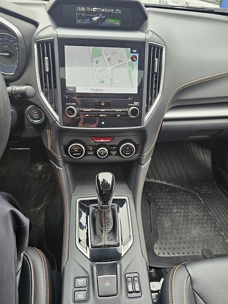 Subaru XV (2021) Executive, kůže, NAVI,TOP stav - fotka 8 z 15