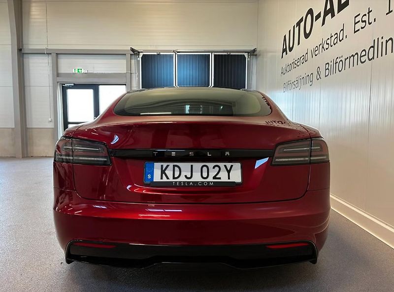 Tesla Model S LR AWD Vzduch Yoke Pano Matrix - fotka 7 z 21