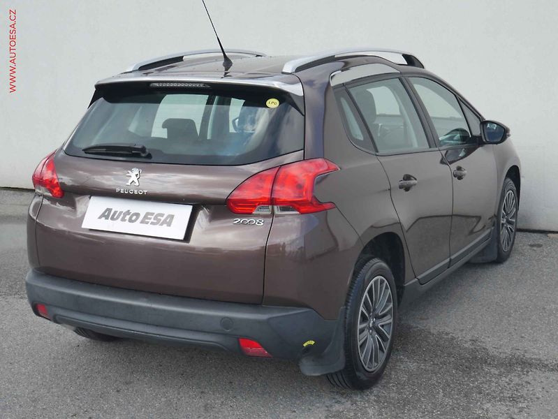 Peugeot 2008 (2014) 1.6i LPG, ČR - fotka 4 z 15