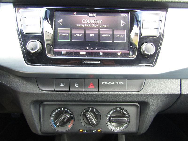Škoda Fabia (2019) 1.0 MPI 55kW TOP QUALITY - fotka 34 z 39