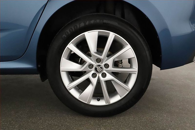 Škoda Kamiq (2021) Style 1.5 TSI - fotka 20 z 20