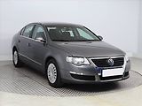 Volkswagen Passat (2005) 2.0 TDI, po STK, jezdí dobře - náhled 1