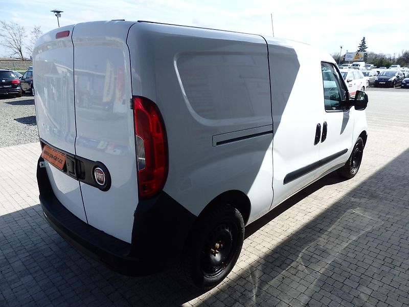 Fiat Dobló LONG 1.4i KLIMATIZACE, ASR - fotka 4 z 12