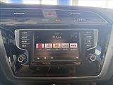 Volkswagen Touran 1,2   TSI,COMFORTLINE,SERVISKA - náhled 14