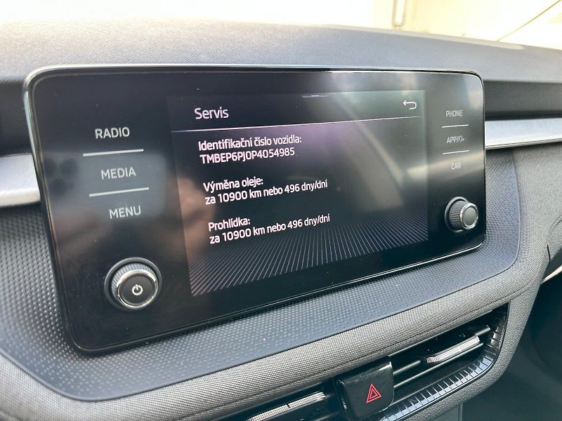 Škoda Fabia (2023) 1.0 TSI 70kW Ambition Plus - fotka 16 z 24