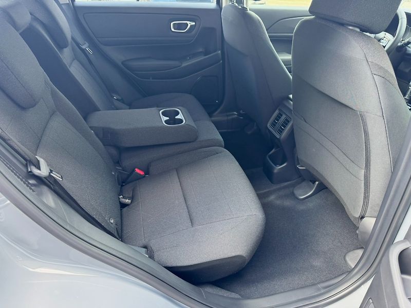 Honda HR-V (2026) 1.5 eHEV Elegance MR27 SKLADEM - fotka 35 z 43