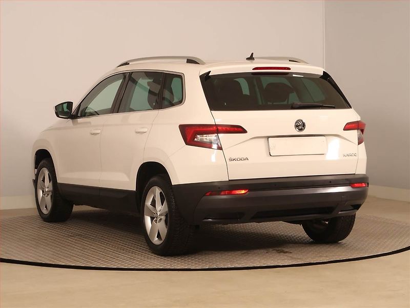 Škoda Karoq (2019) Style 1.6 TDI, Serv.kniha - fotka 4 z 19