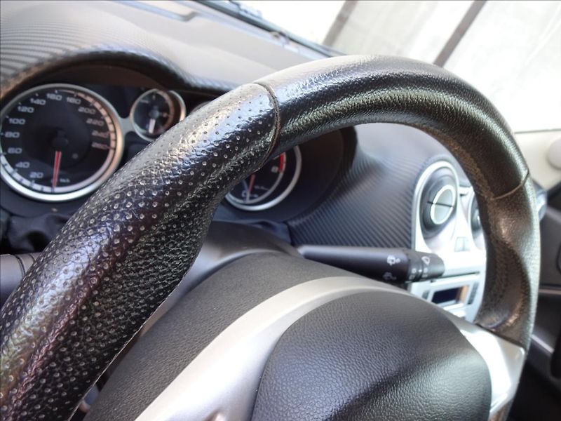 Alfa Romeo MiTo 1,4i 16V - fotka 33 z 42