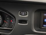 Volvo V40 D2 MOMENTUM CZ 1.maj.REZERVACE - náhled 39