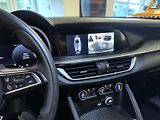 Alfa Romeo Stelvio (2025) 2.9 V6 BiTurbo 520k QV Carbon - náhled 17