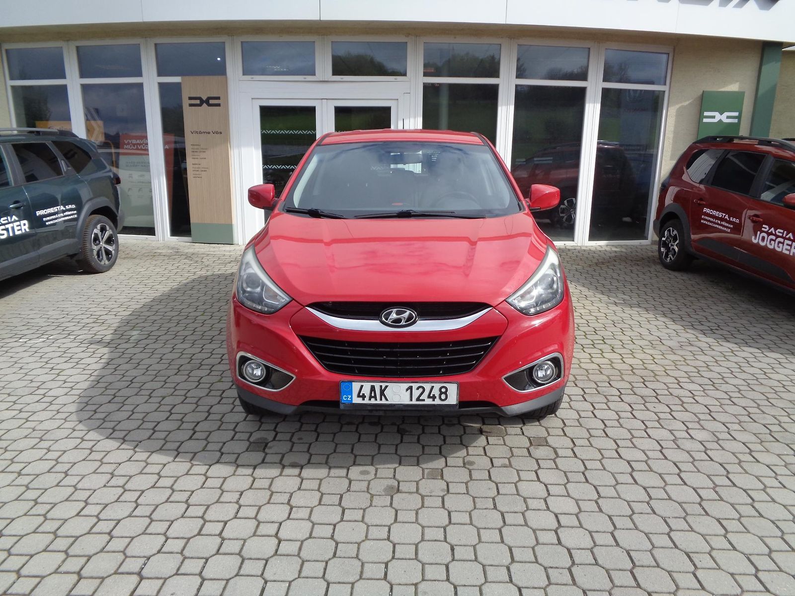Hyundai ix35 1,6 benzín 
