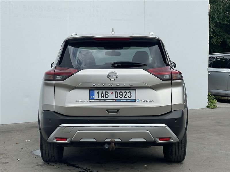 Nissan X-Trail 1,5 e-POWER e-FORCE AWD TEKNA+ - fotka 23 z 24