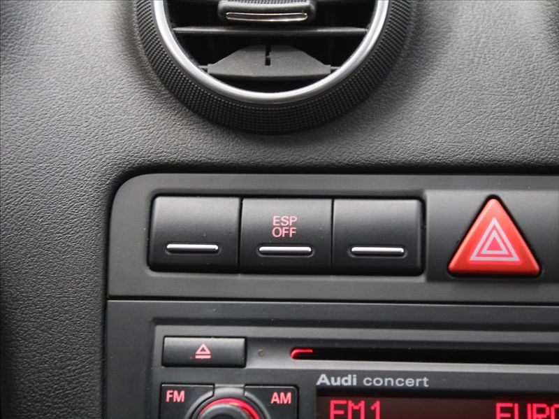 Audi A3 2,0 FSi 110kW Panorama Rozvody - fotka 10 z 19