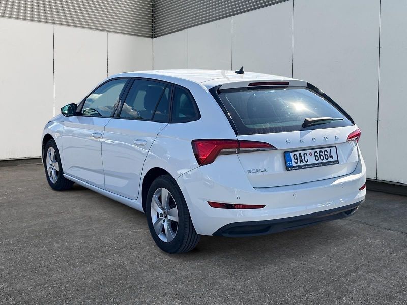 Škoda Scala (2022) AMBITION 1.0TSI 70kW CZ DPH - fotka 4 z 11