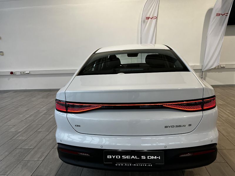 BYD Seal 5 DM-i (2025) Design - fotka 6 z 20