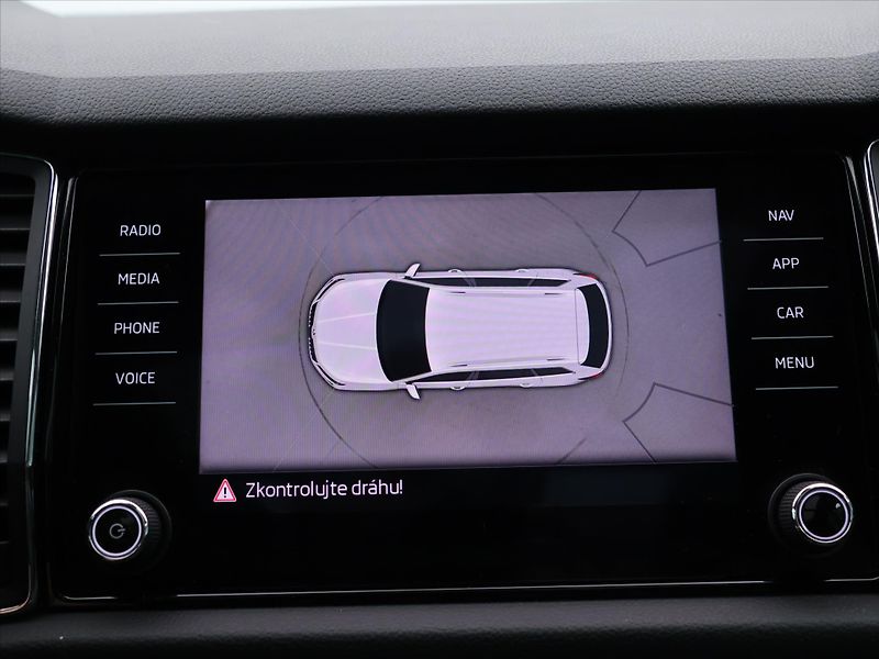 Škoda Kodiaq 2,0 TDI DSG 4x4 Style Plus DPH - fotka 24 z 36