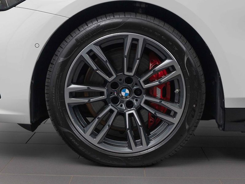 BMW Řada 5 540d xDrive Touring - fotka 6 z 22