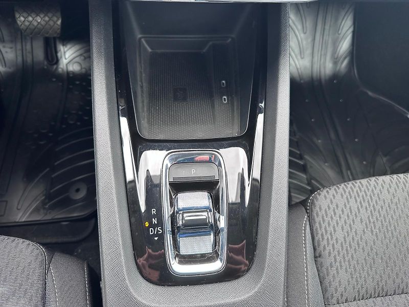 Škoda Octavia 2,0 TDI 110kW DSG Style - fotka 14 z 17