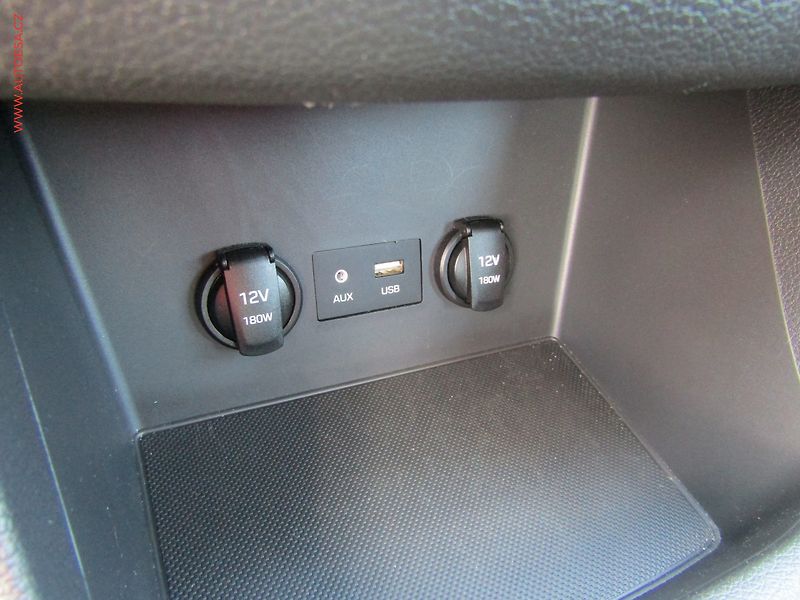 Hyundai i30 (2019) 1.4T-GDI, ČR, servis.kniha - fotka 22 z 24