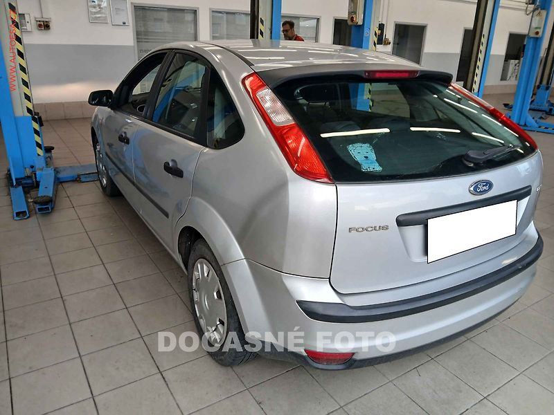 Ford Focus (2005) 1.6d - fotka 2 z 3