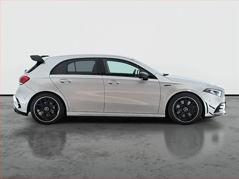 Mercedes-Benz Třídy A (2019) AMG line A 250 4MATIC - fotka 6 z 24