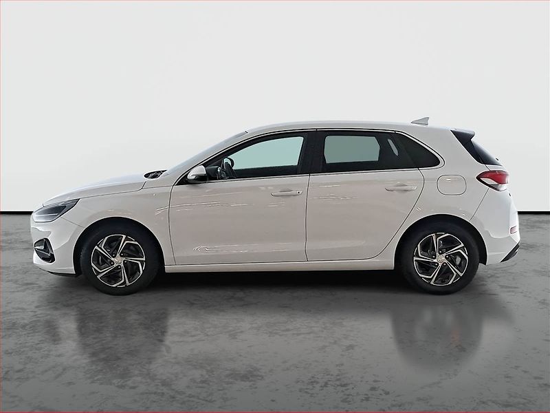 Hyundai i30 (2024) 1.0 T-GDI, Automat, Serv.kniha - fotka 3 z 16