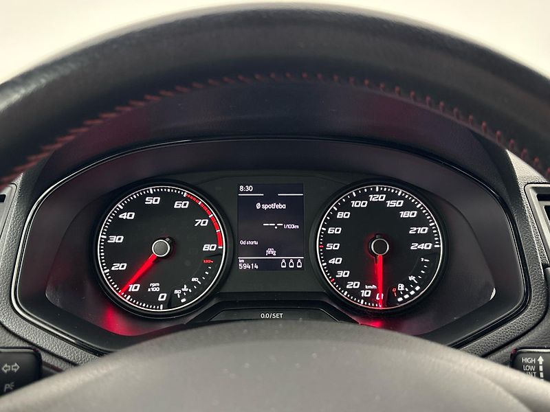 Seat Arona FR - fotka 11 z 28