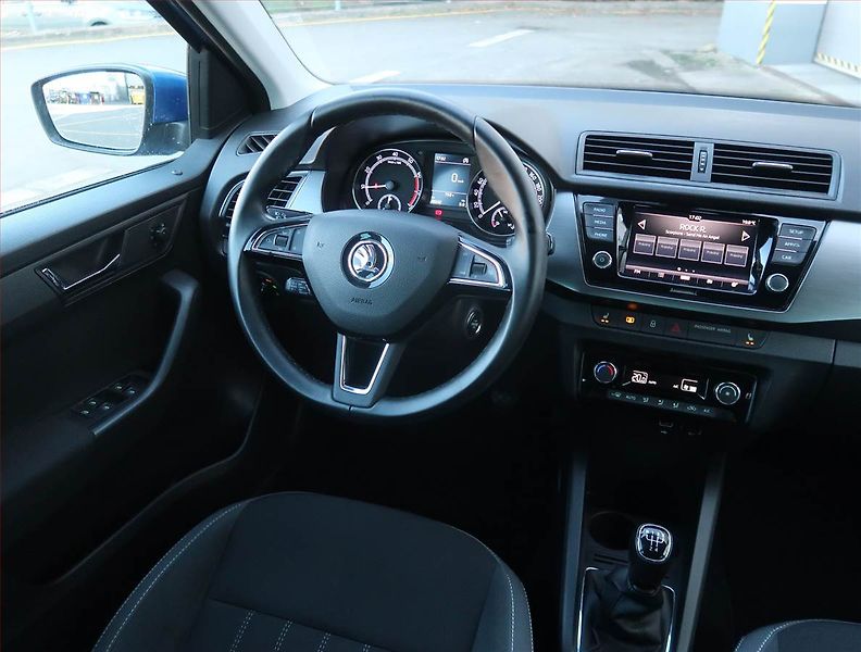 Škoda Fabia (2020) Style Plus 1.0 TSI, Serv.kniha - fotka 7 z 22