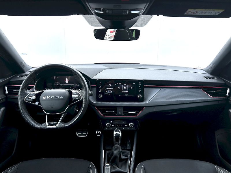 Škoda Kamiq (2025) 1.0 TSI 85kW DSG Monte Carlo - fotka 5 z 35