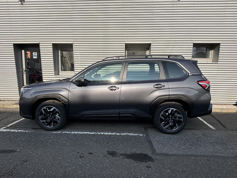 Subaru Forester (2026) NOVÝ FORESTER 2,0i COM. NAVI - fotka 4 z 8
