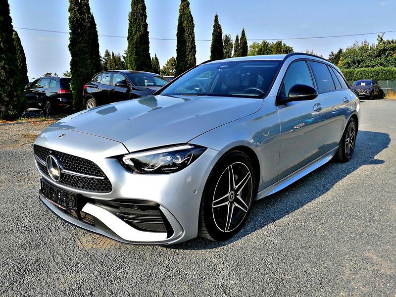 Mercedes-Benz Třídy C (2022) 200 D AMG - fotka 2 z 42