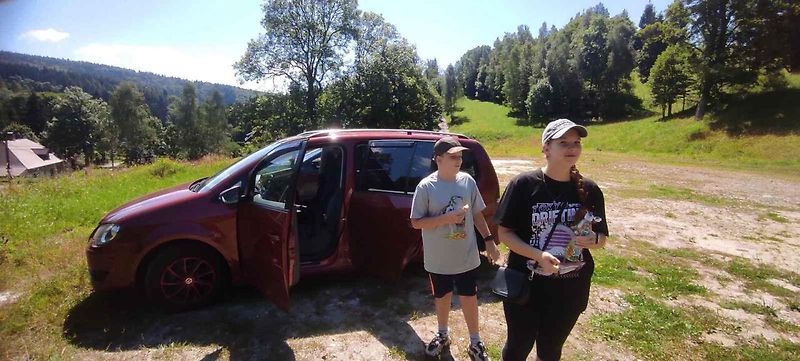 Sbalit dvě holky na dovolenou k moři do Slovinska do Škoda Citigo? Žádný problém!