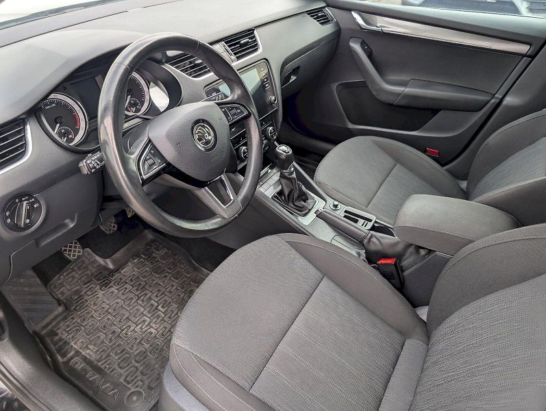 Škoda Octavia (2017) 2.0 TDI / 110 kW 4x4 Style Plu - fotka 7 z 30
