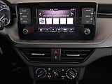 Volkswagen Golf (2018) 1.0 TSI, Tempomat - náhled 9