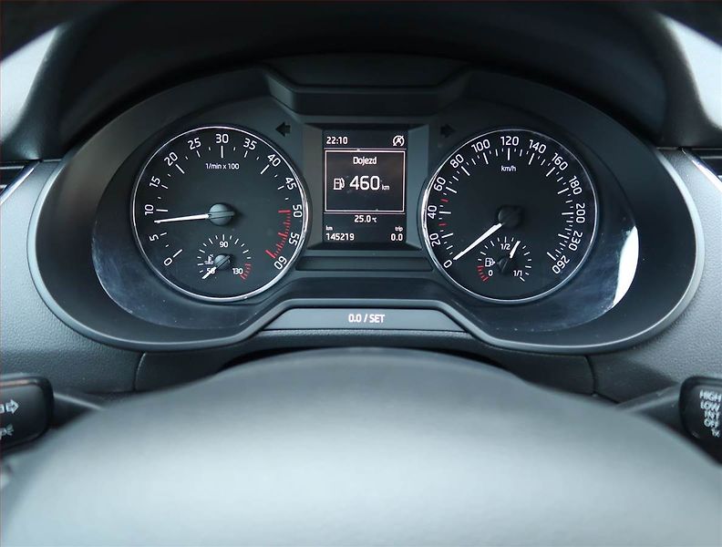 Škoda Octavia (2013) Elegance 1.6 TDI, Automat - fotka 11 z 16