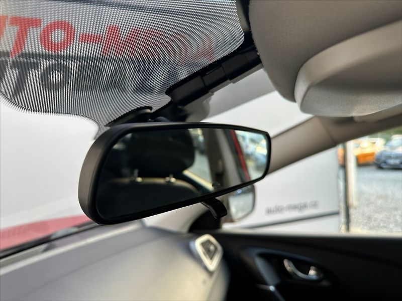 Renault Kadjar 1,2 TCe 96KW-CZ-SERVIS!! - fotka 35 z 39