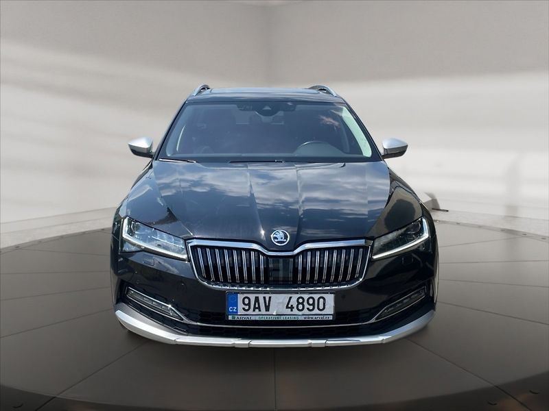 Škoda Octavia 2,0 TDI 147 Scout 4x4 DSG - fotka 2 z 11