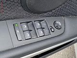 BMW Řada 3 (2008) 2.0D 320d xDrive, Bixen - náhled 11