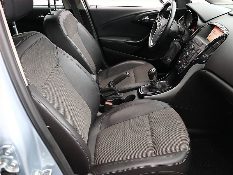 Opel Astra (2015) 1.4 T, LPG, po STK, rezervace - fotka 7 z 15