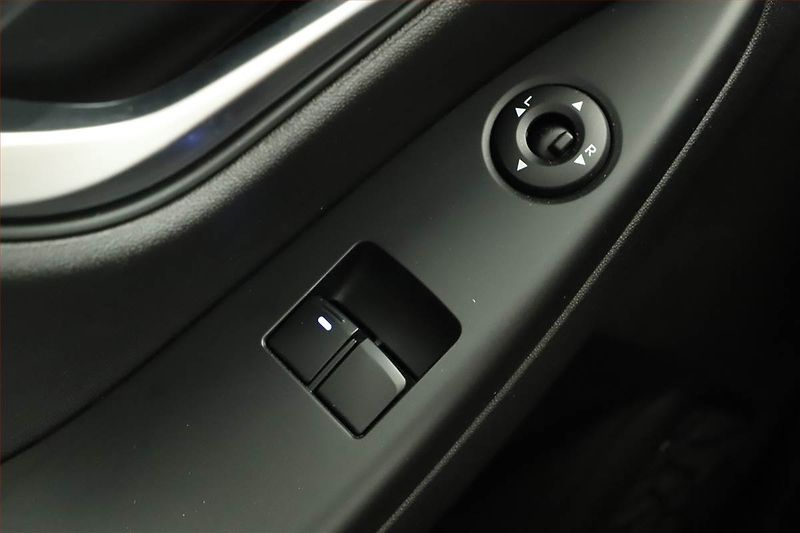 Hyundai ix20 (2012) 1.6 CVVT - fotka 10 z 13