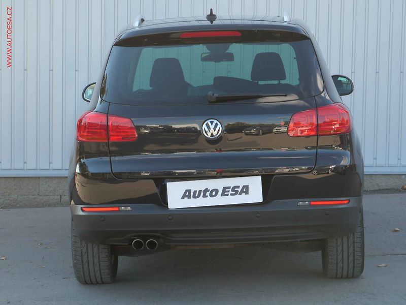 Volkswagen Tiguan (2013) 2.0TDi 4x4, Sport, DSG - fotka 5 z 25