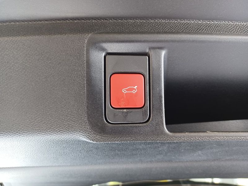 Opel Astra (2026) ST ULTIMATE 1,6T PHEV 195k AT - fotka 9 z 32