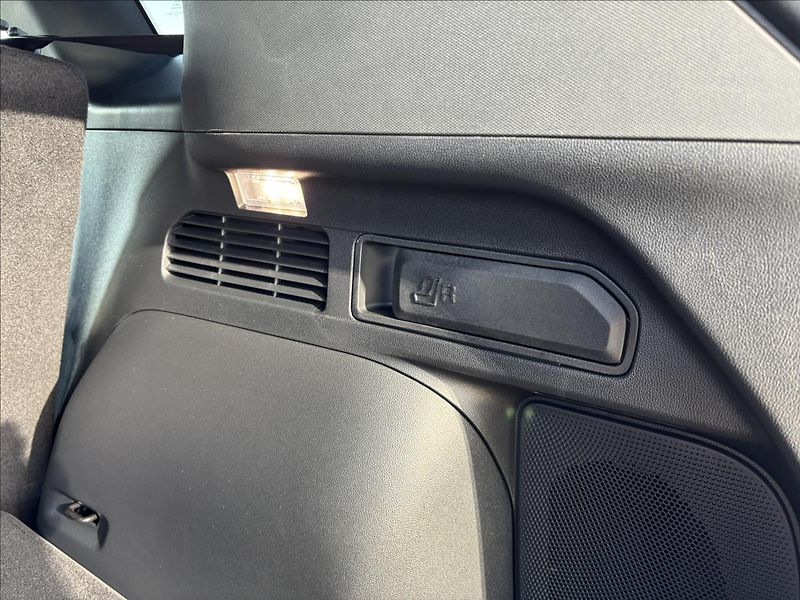 Ford Kuga 2,5 HEV 111kW Blue Cruise - fotka 14 z 49