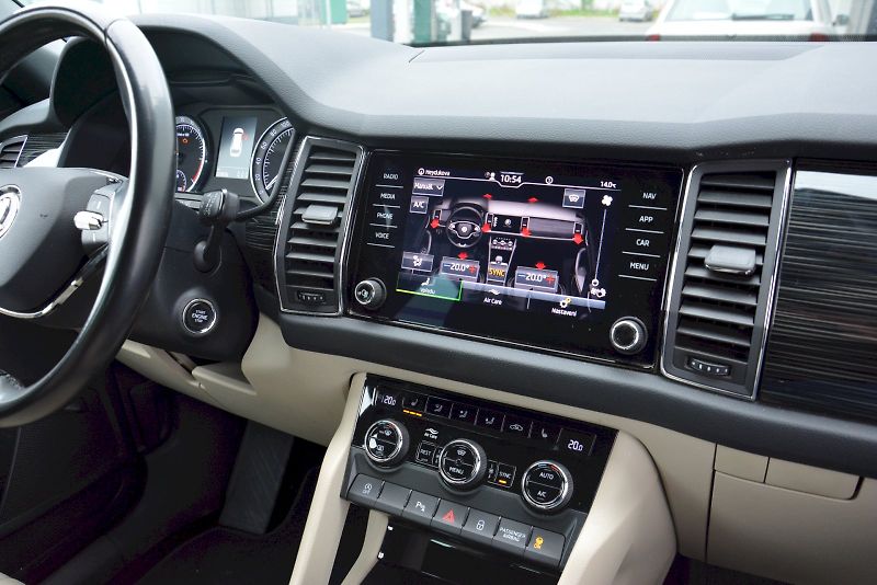 Škoda Kodiaq (2021) 2.0 TDI 147 kW 4x4 STyle PLUS - fotka 23 z 27