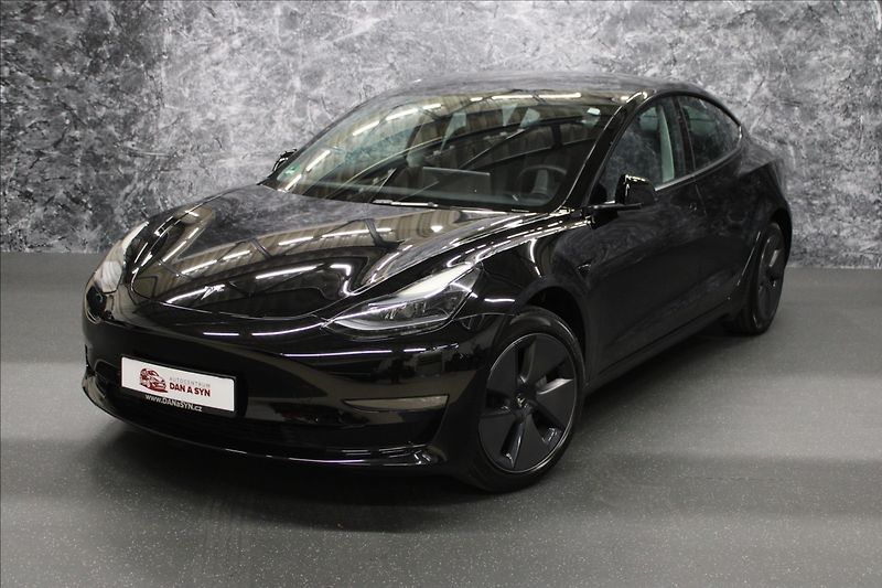 Tesla Model 3 0,0 Long Range 68 600KM - fotka 1 z 33