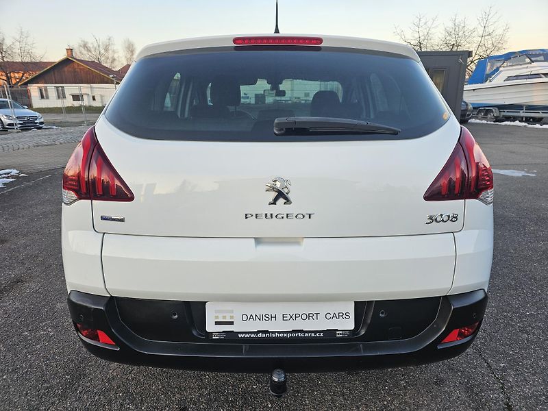 Peugeot 3008 (2016) 1.2 - 96kW, NOVÉ ROZVODY - fotka 9 z 50