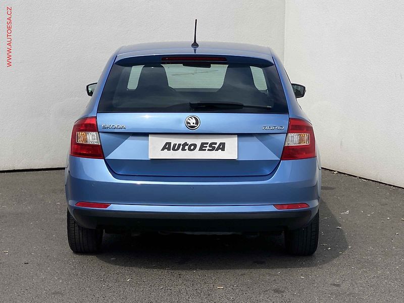 Škoda Rapid (2016) 1.6 TDi, Ambition, výhřev sed - fotka 5 z 17