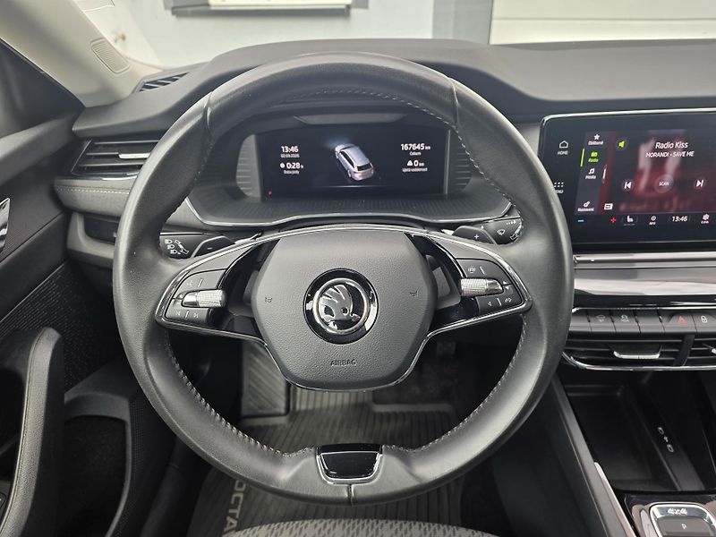 Škoda Octavia (2022) 2.0TDI 110kW 4x4 DSG STYLE  - fotka 12 z 19