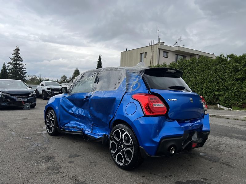 Suzuki Swift NOVÉ VOZIDLO - BEZ DOKLADŮ! - fotka 4 z 19