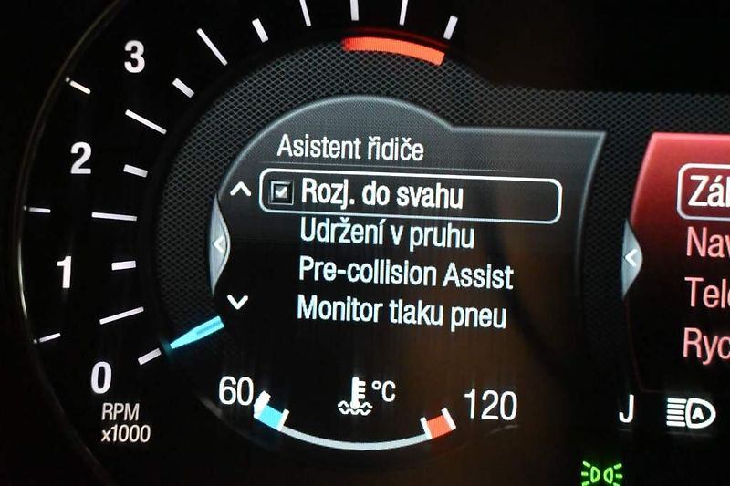 Ford Mondeo (2021) 2.0 LED ACC TITANIUM Tažné ECO - fotka 27 z 33